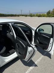 Audi A3 2019 Sportback-thumb-10