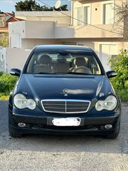 Mercedes-Benz C 200 2004