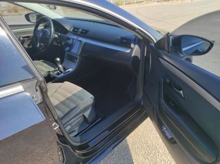 Volkswagen Passat CC 2009-thumb-16