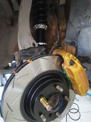 Μπροστινο σύστημα Brembo Nissan 350Z – Δαγκάνες + dba Δίσκοι + dbaΤακάκια+Μαρκουτσια – 0 ΧΛΜ / ΚΑΙΝΟΥΡΙΑ(Δισκοι/Τακακια)