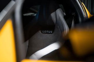 Lotus Emira 2026-thumb-14