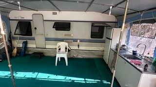 Hobby 2000 Classic 560 KMF ΜΕ ΠΙΝΑΚΙΔΕΣ-thumb-86