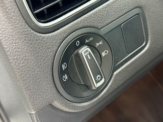 Volkswagen Polo 2016 1.4D Full LED / Panorama/ Navi / Highline-thumb-18