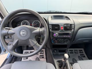 Nissan Almera 2006-thumb-13