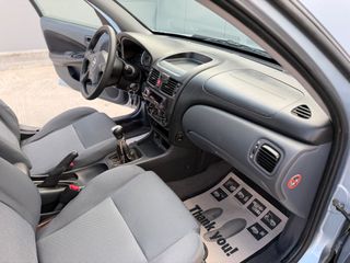 Nissan Almera 2006-thumb-18