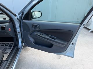 Nissan Almera 2006-thumb-28