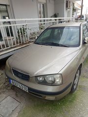 Hyundai Elantra 2002