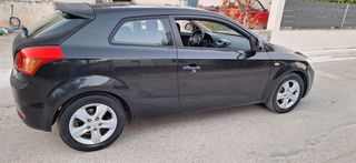 Kia Ceed / cee'd 2008-thumb-5