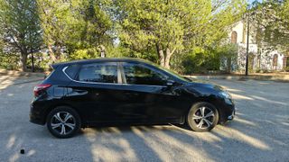 Nissan Pulsar 2015
