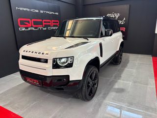 Land Rover Defender 2023 D300 X-Dynamic SE / PANORAMA /