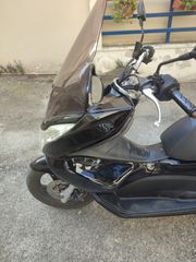 Honda PCX 125 2011-thumb-1