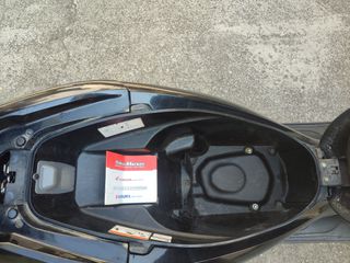 Honda PCX 125 2011-thumb-7