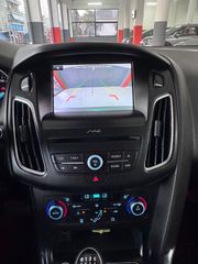 Ford Focus 2017-thumb-10