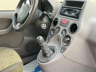 Fiat Panda 2005-thumb-8