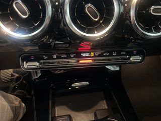 Mercedes-Benz A 180 2018 SPORT PLUS 7G-DCT-thumb-37