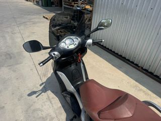 Yamaha X-CITY 250 2012-thumb-1