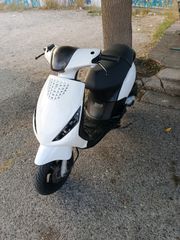Piaggio ZIP 50 4T 2014 Scooter-thumb-1
