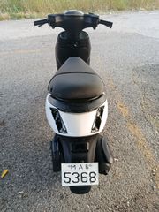 Piaggio ZIP 50 4T 2014 Scooter-thumb-4