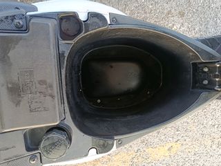 Piaggio ZIP 50 4T 2014 Scooter-thumb-10