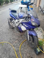 Yamaha YZF-R6 2002-thumb-1