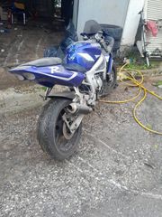 Yamaha YZF-R6 2002-thumb-2