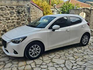 Mazda 2 2015 1.5 Skyactive*-thumb-3