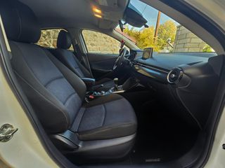 Mazda 2 2015 1.5 Skyactive*-thumb-24