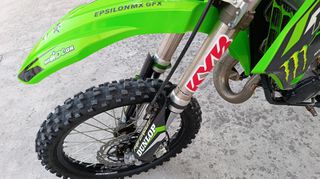 Kawasaki KX 125 2006-thumb-6