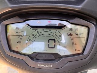 Piaggio Beverly 400 2026 SPORT-thumb-4