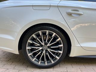 Audi A5 2018 S line-thumb-39