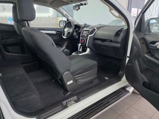 Isuzu D-Max 2019 ATFS-NL     Double Cab Pickup-thumb-2