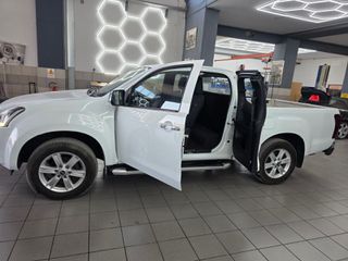 Isuzu D-Max 2019 ATFS-NL     Double Cab Pickup-thumb-12