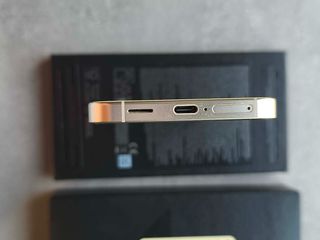 Samsung galaxy S24-thumb-4