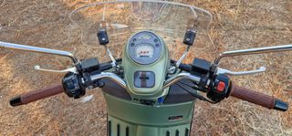 Vespa Sei Giorni 2021 GTS 300 GTV 300-thumb-6