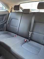 Kia Rio 2013-thumb-10