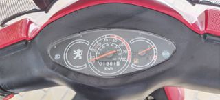 Peugeot V-Clic 50 2011-thumb-6