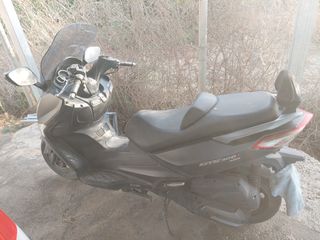 Sym GTS 300 2014 F4 ABS-thumb-1