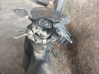 Sym GTS 300 2014 F4 ABS-thumb-5