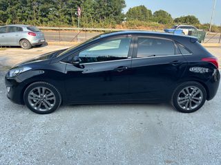 Hyundai i 30 2017 Passion, navi,camera, led ,clima-thumb-1