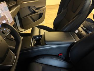 Tesla Model X 2023 PLAID-thumb-16