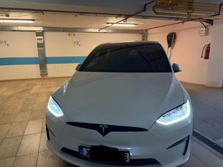 Tesla Model X 2023 PLAID-thumb-7
