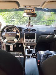 Ford Focus 2010-thumb-17