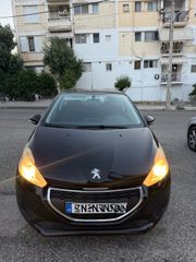 Peugeot 208 2014