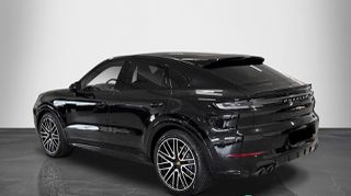 Porsche Cayenne 2024 GTS Coupe-thumb-4
