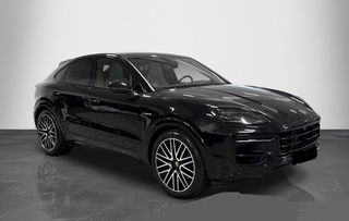Porsche Cayenne 2024 GTS Coupe