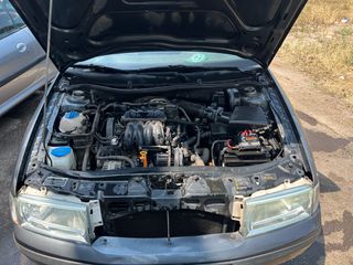 Skoda Octavia 2004-thumb-3