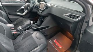 Peugeot 2008 2016 1.2 PureTech Crossway 110hp-thumb-9