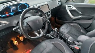 Peugeot 2008 2016 1.2 PureTech Crossway 110hp-thumb-8