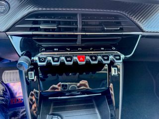 Peugeot 2008 2022 1.2 PureTech 130 Allure Pack S&S (EU6.3) 5d-thumb-39