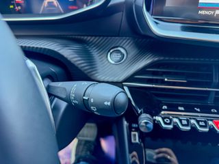 Peugeot 2008 2022 1.2 PureTech 130 Allure Pack S&S (EU6.3) 5d-thumb-45